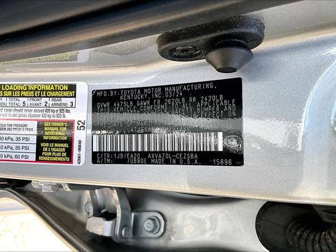 Used 2024 Toyota Camry SE FWD image 34