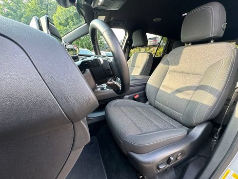 Used 2024 Chevrolet Traverse LT w/ LPO, Floor Liner Package FWD image 46