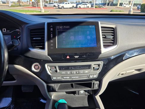 Used 2018 Honda Ridgeline RTL-E image 19