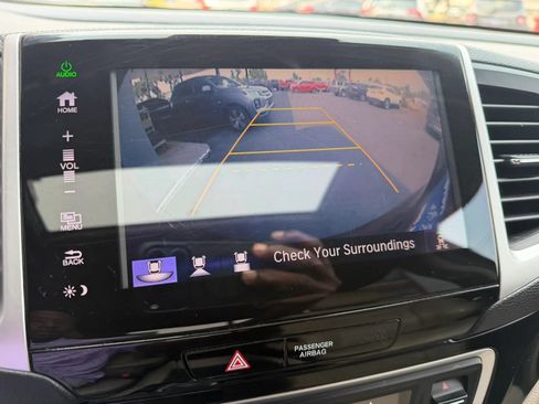 Used 2016 Honda Pilot Elite image 7