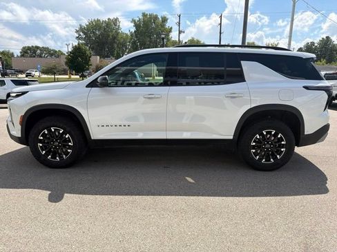Certified 2025 Chevrolet Traverse Z71 w/ Enhanced Driving Package AWD/4WD image 6