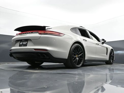 Used 2020 Porsche Panamera 4 image 62