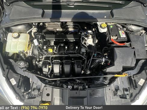 Used 2018 Ford Focus SE FWD image 12