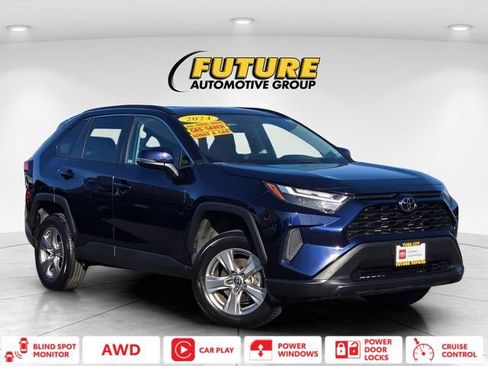 Used 2024 Toyota RAV4 XLE AWD/4WD image 1