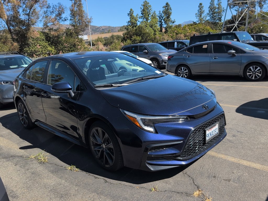 Used 2024 Toyota Corolla SE FWD image 3