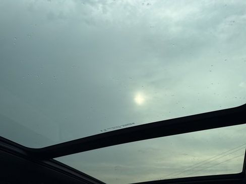 Used 2024 Chevrolet Traverse RS w/ LPO, Floor Liner Package image 10