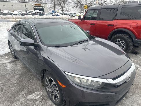 Used 2017 Honda Civic EX image 1