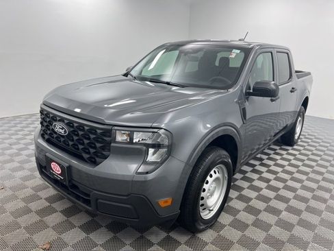 Used 2025 Ford Maverick XL w/ 4K Tow Package image 2