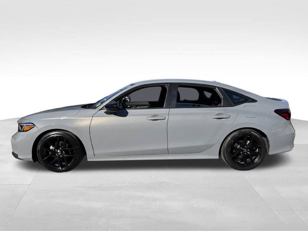 Used 2025 Honda Civic Sport image 5