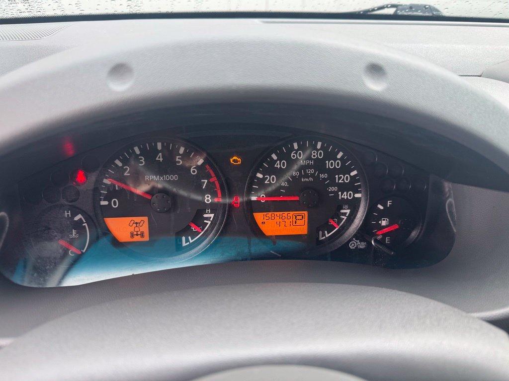 Used 2013 Nissan Frontier SV w/ SV Value Truck Pkg AWD/4WD image 13