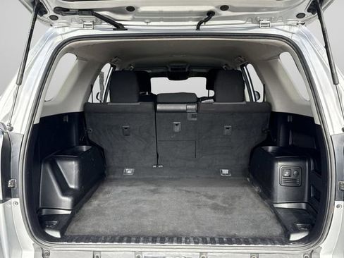 Used 2021 Toyota 4Runner SR5 image 19