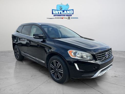 Used 2017 Volvo XC60 T5 Dynamic w/ Preferred Option Package image 33