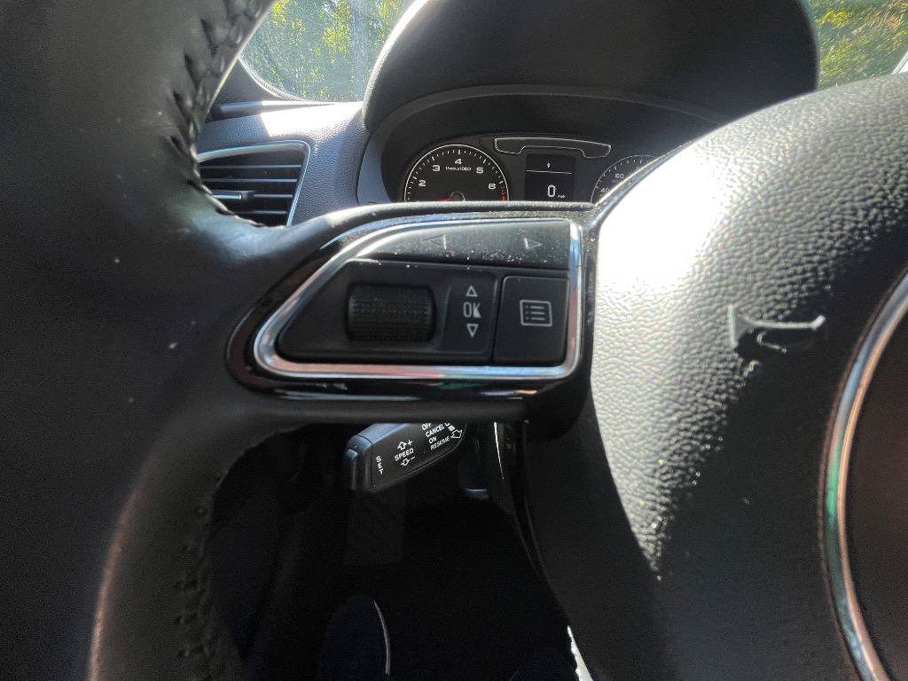 Used 2018 Audi Q3 2.0T Premium FWD image 19