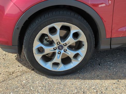 Used 2013 Ford Escape Titanium w/ Parking Technology Pkg image 11