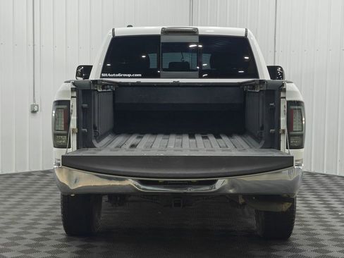 Used 2013 RAM 1500 Classic SLT w/ Remote Start & Security Group AWD/4WD image 19