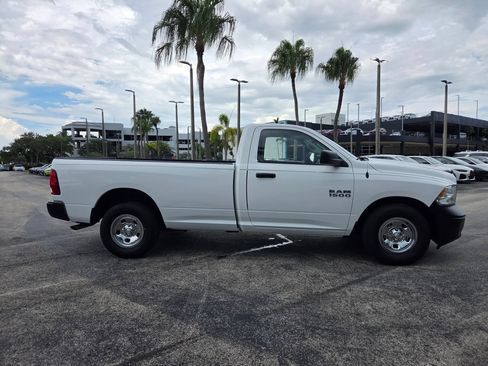 Used 2018 RAM 1500 Express RWD image 7