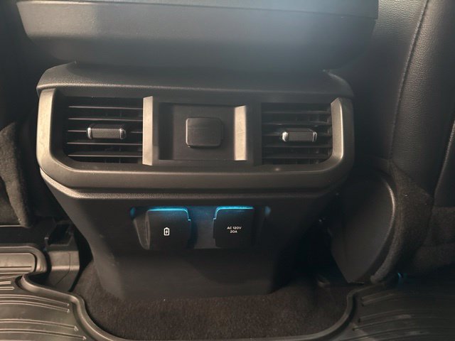Used 2024 Ford F150 Lariat AWD/4WD image 27