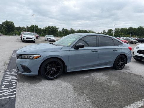 Used 2024 Honda Civic Sport image 10