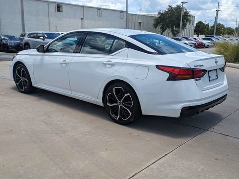 Used 2024 Nissan Altima 2.5 SR FWD image 8