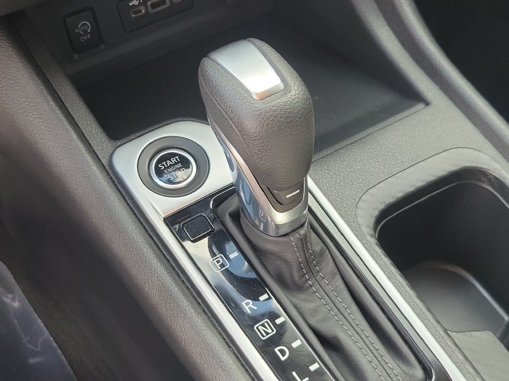 Certified 2024 Nissan Sentra SV FWD image 27