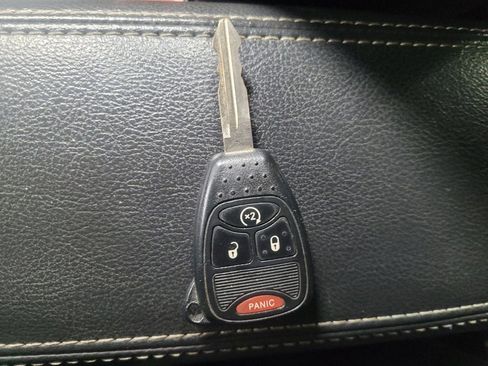 Used 2017 Jeep Compass High Altitude image 32