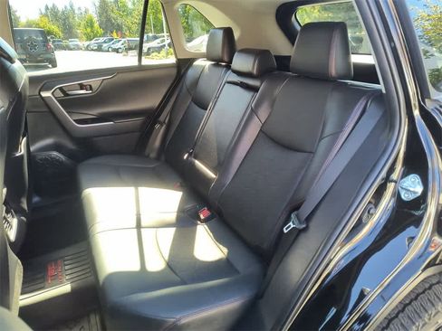 Used 2022 Toyota RAV4 TRD Off-Road image 22