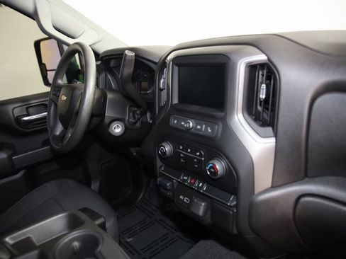 Used 2023 Chevrolet Silverado 2500 Custom w/ Custom Convenience Package image 32