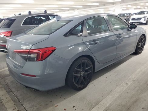 Used 2024 Honda Civic Sport image 3