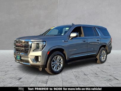 Used 2023 GMC Yukon SLT w/ SLT Luxury Package