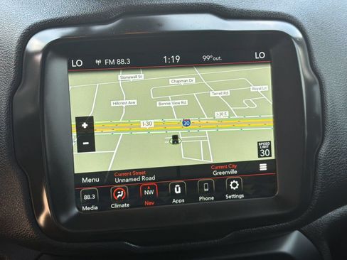 Used 2021 Jeep Renegade Latitude FWD image 23