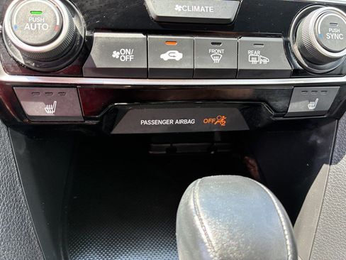 Used 2018 Honda Civic EX-T image 12