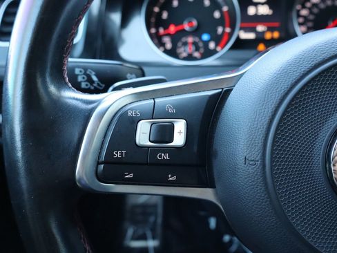 Used 2017 Volkswagen GTI Sport image 16