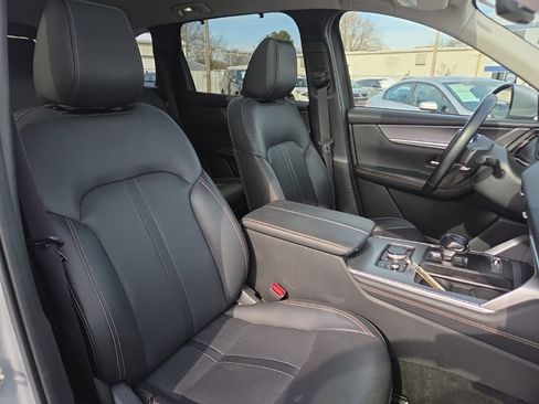 Used 2024 MAZDA CX-90 3.3 Turbo w/ Premium Package image 25