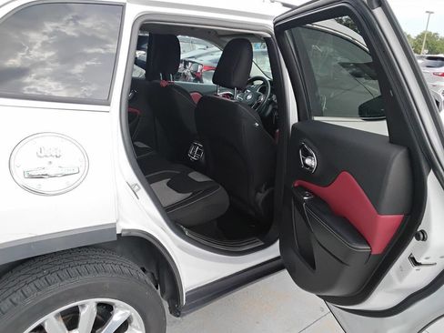 Used 2014 Jeep Cherokee Latitude image 7