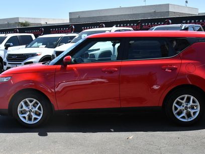 Used 2022 Kia Soul LX w/ Technology Package