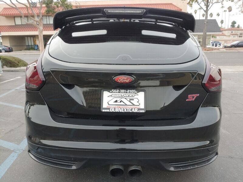 Used 2014 Ford Focus ST w/ Equipment Group 202A FWD image 30