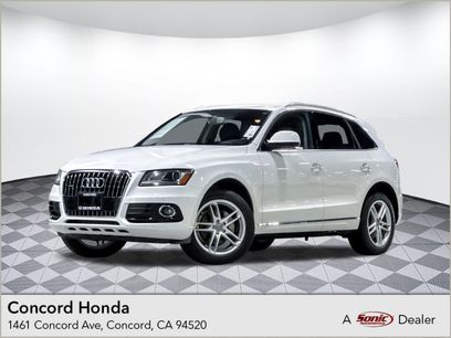 Used 2017 Audi Q5 2.0T Premium Plus w/ Technology Package