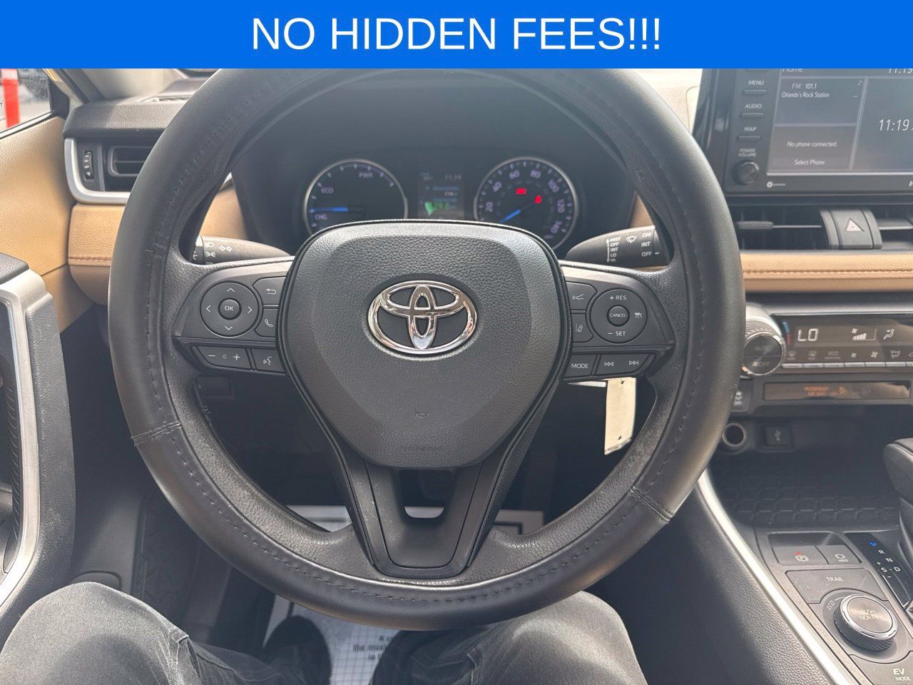 Used 2021 Toyota RAV4 LE AWD/4WD image 12