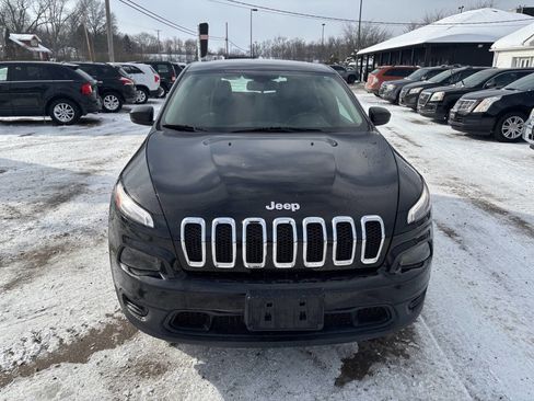 Used 2016 Jeep Cherokee Sport w/ Cold Weather Group image 8