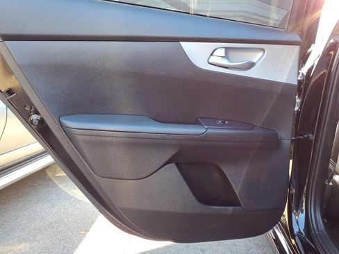 Certified 2023 Kia Forte LXS FWD image 21