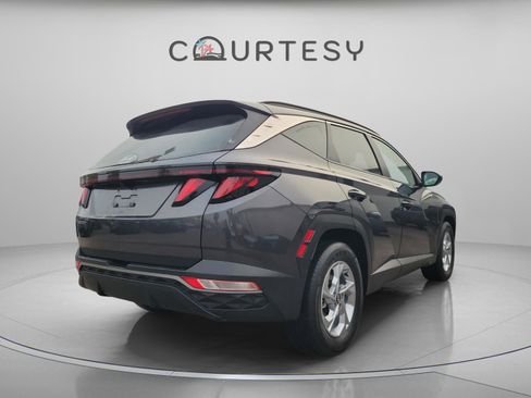 Used 2024 Hyundai Tucson SEL image 3