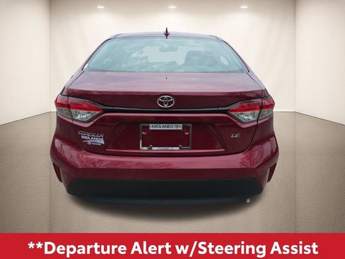 Used 2024 Toyota Corolla LE image 5