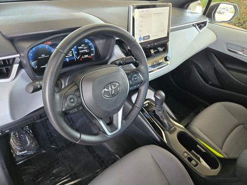 Used 2026 Toyota Corolla SE w/ SE Package FWD image 12