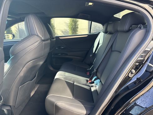 Used 2025 Lexus ES 350 F Sport image 31