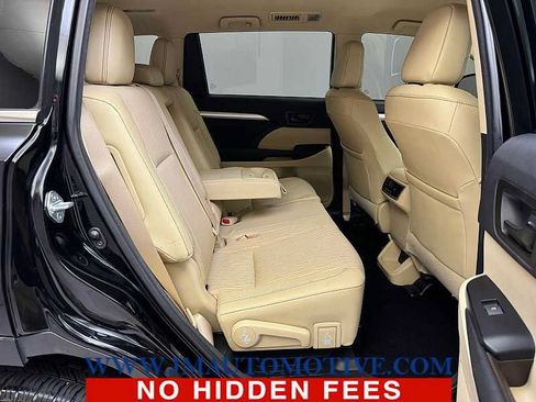 Used 2017 Toyota Highlander Plus AWD/4WD image 19