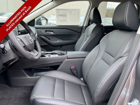 New 2026 Nissan Rogue SV AWD/4WD image 4