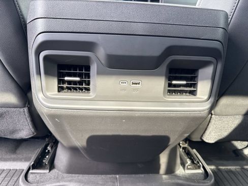 Used 2025 Chevrolet Silverado 1500 LT Trail Boss w/ Convenience Package II image 34