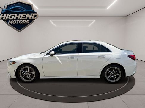 Used 2022 Mercedes-Benz A 220 4MATIC image 3