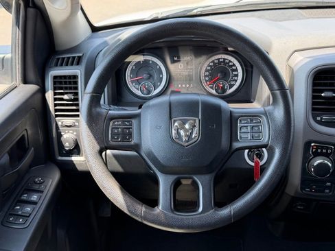 Used 2016 RAM 1500 Express w/ Popular Equipment Group AWD/4WD image 39