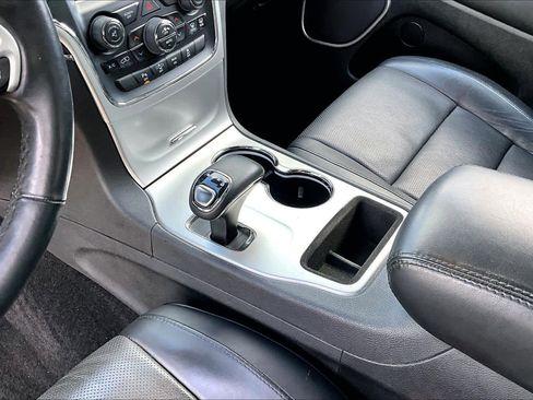 Used 2014 Jeep Grand Cherokee Summit w/ Trailer Tow Group IV RWD image 17